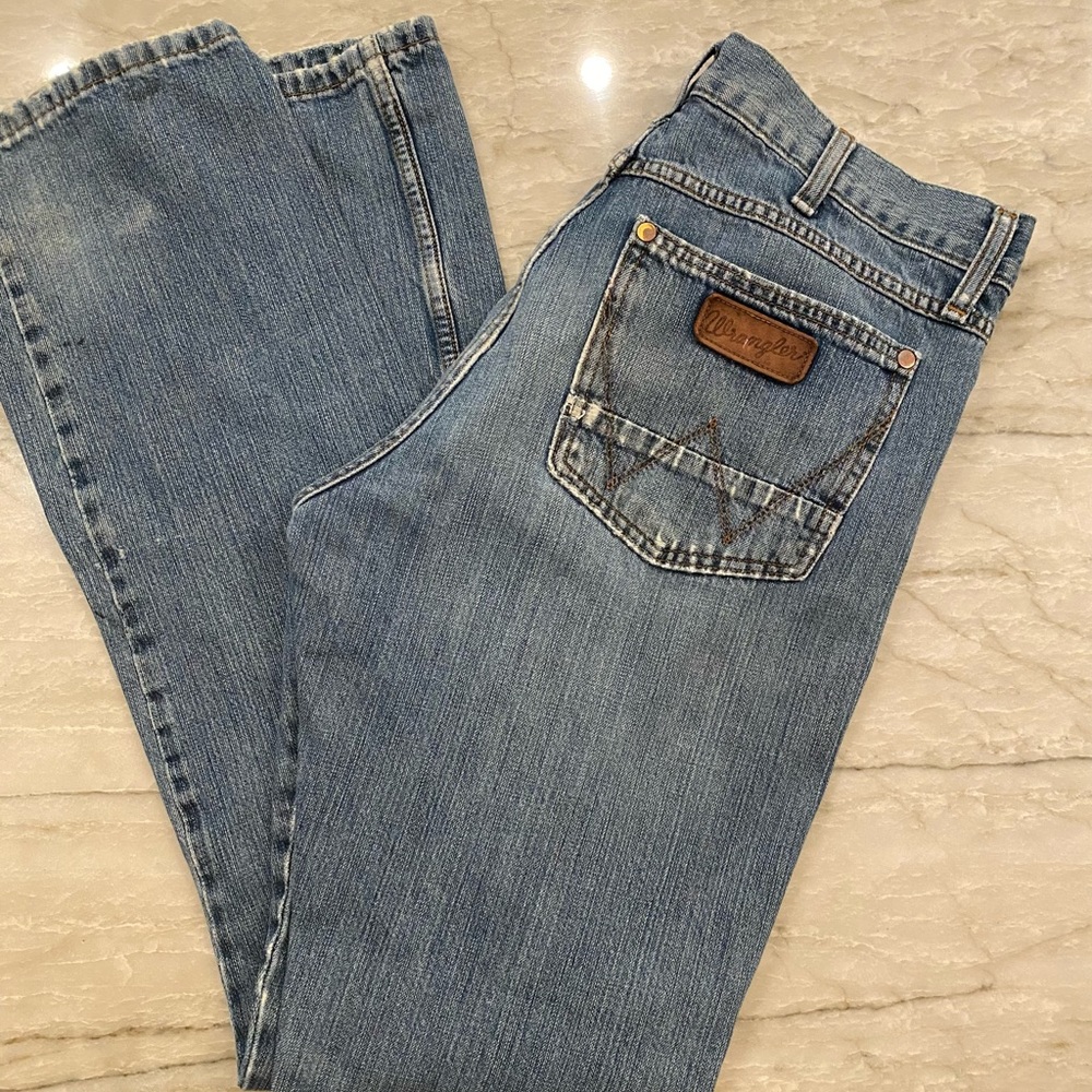 Men's wrangler, retro, slim straight. Size 34 x36